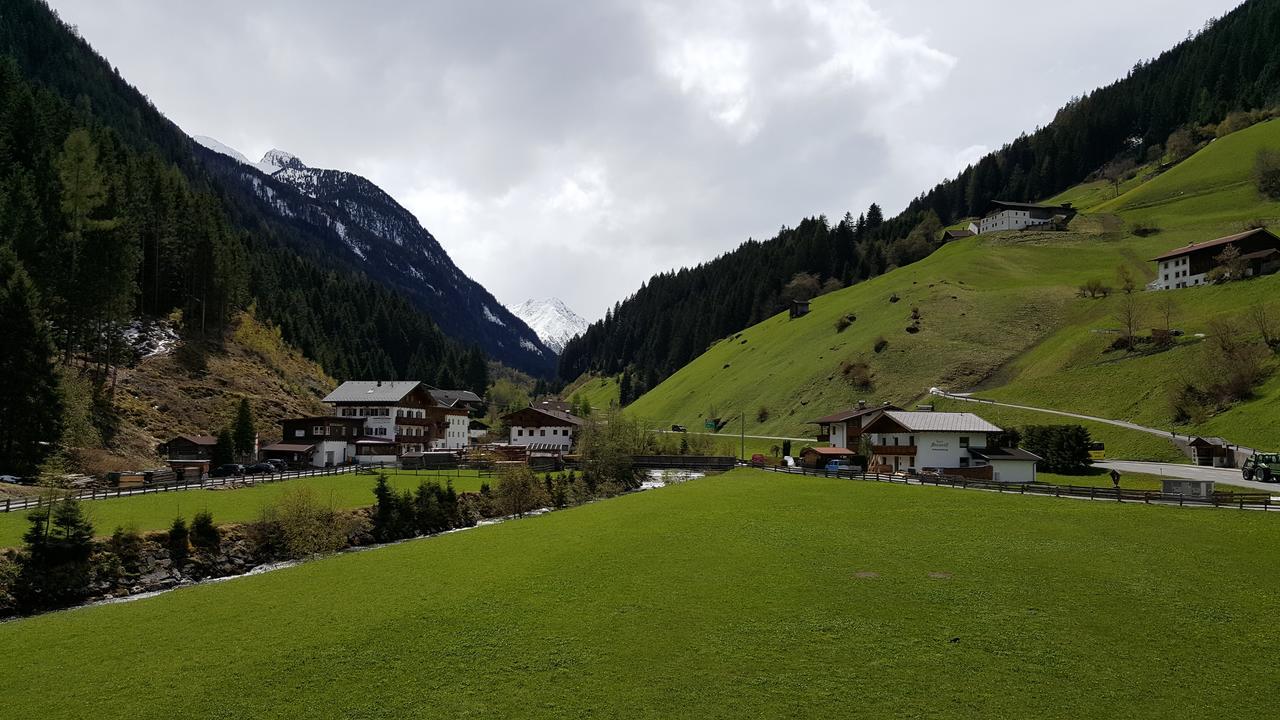 Gasperlerhof Villa Neustift im Stubaital Exterior photo